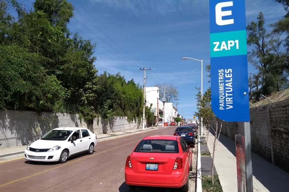 La tarifa dinámica del 'Párkimóvil' aumenta cada hora que uses el estacionamiento, pero según Yussara Canales, el incremento puede ir de 1% a 200%.