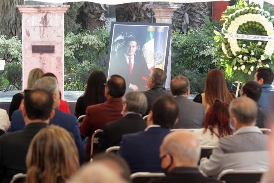 Rinden homenaje al ex gobernador Jorge Aristóteles Sandoval, en su segundo aniversario luctuoso en las instalaciones del PRI Jalisco.