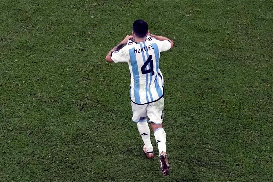 Gonzalo Montiel terminó gritando su gol desde los 11 pasos y le dio a Argentina su tercera Copa del Mundo.