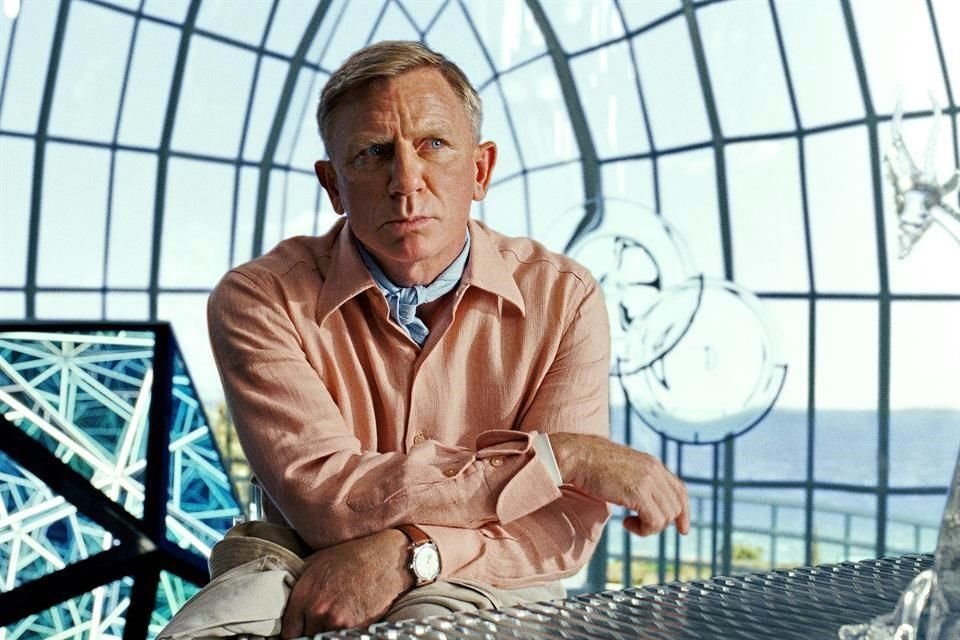 Tras pasar de un personaje fascinante a otro, Daniel Craig se siente artísticamente en las nubes gracias a su papel en 'Glass Onion'