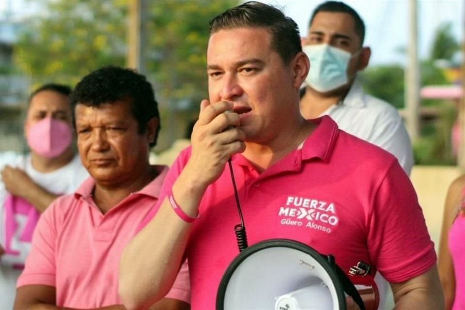 José Alberto Alonso, candidato de Fuerza Por México a Alcaldía de Acapulco, fue atacado a balazos, pero se encuentra bien, según dirigente.