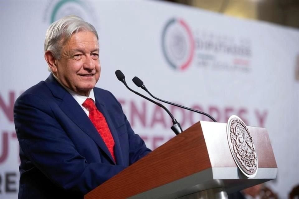 El Presidente sostuvo un encuentro en Palacio Nacional con legisladores de Morena y aliados del PT y PVEM.