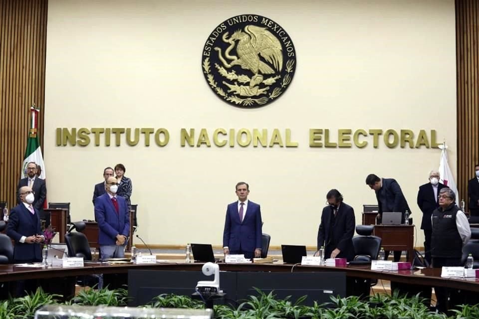 Proceso de registro de aspirantes a consejeros electorales ha concluido sin que se sepa el número de personas registradas y sus nombres.