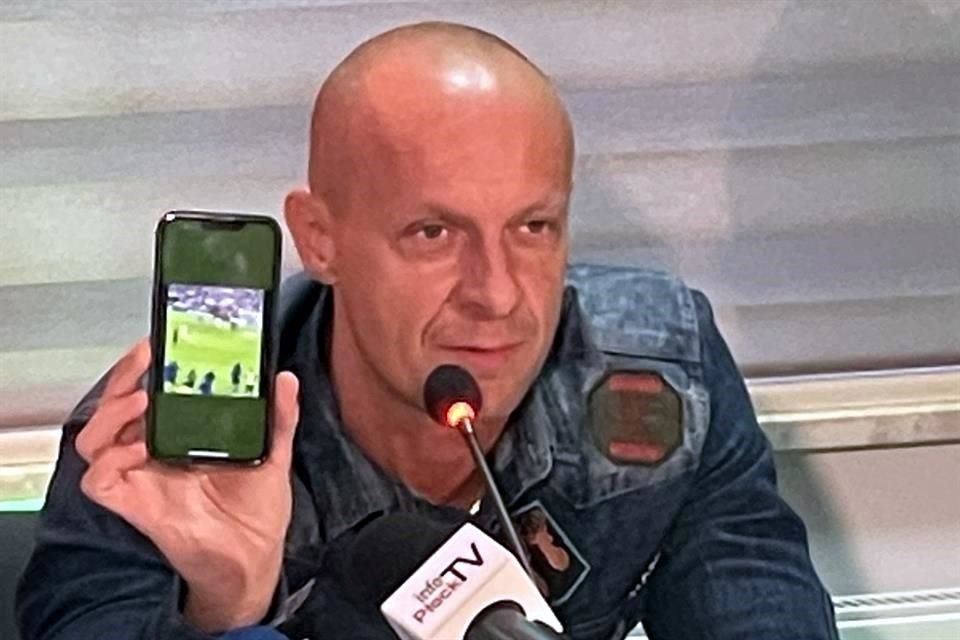 El árbitro polaco se defendió de esta manera.