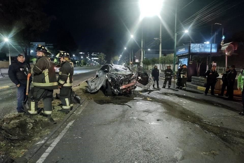 Durante el accidente, el conductor sufrió el desprendimiento del brazo izquierdo, por lo que tuvo que ser hospitalizado.