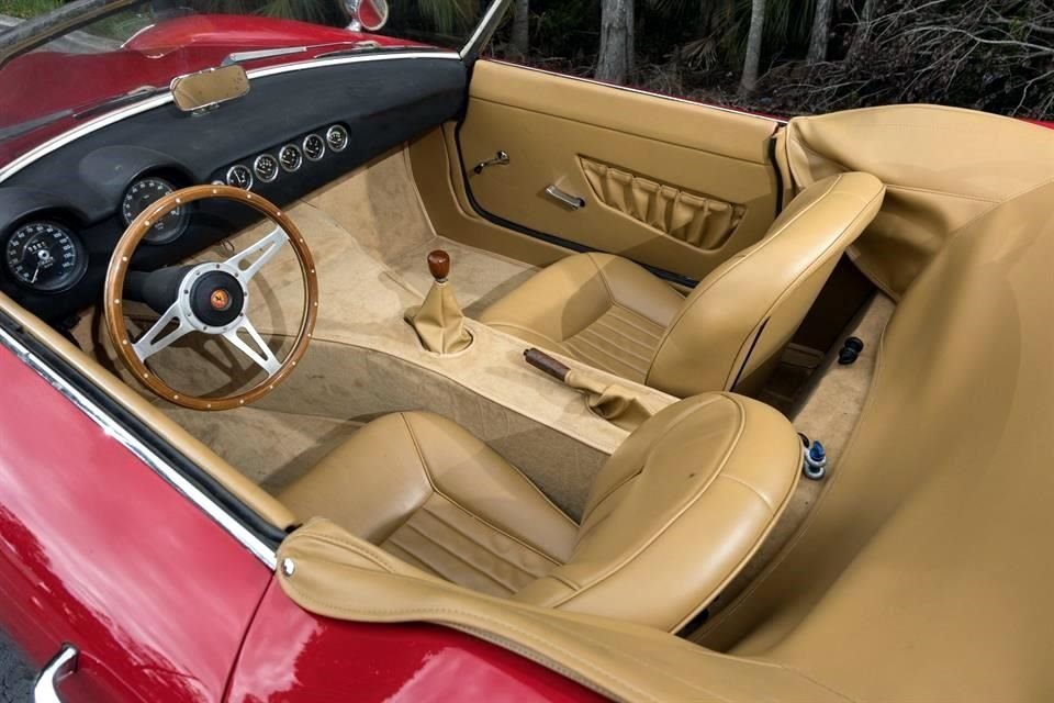 El Ferrari de la película Ferris Bueller's Day Off se vendió en 337 mil dólares.