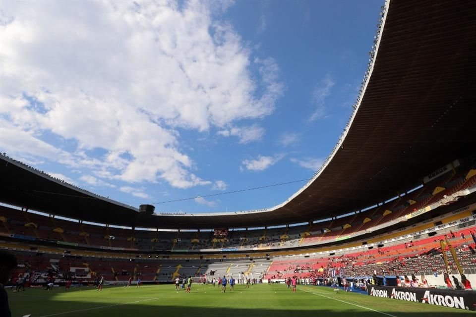 El partido de la Jornada 1, Atlas vs. Toluca, que originalmente se jugaría el sábado 7 de enero, será reprogramado, dado que la cancha del Estadio Jalisco no se encuentra aún en condiciones.