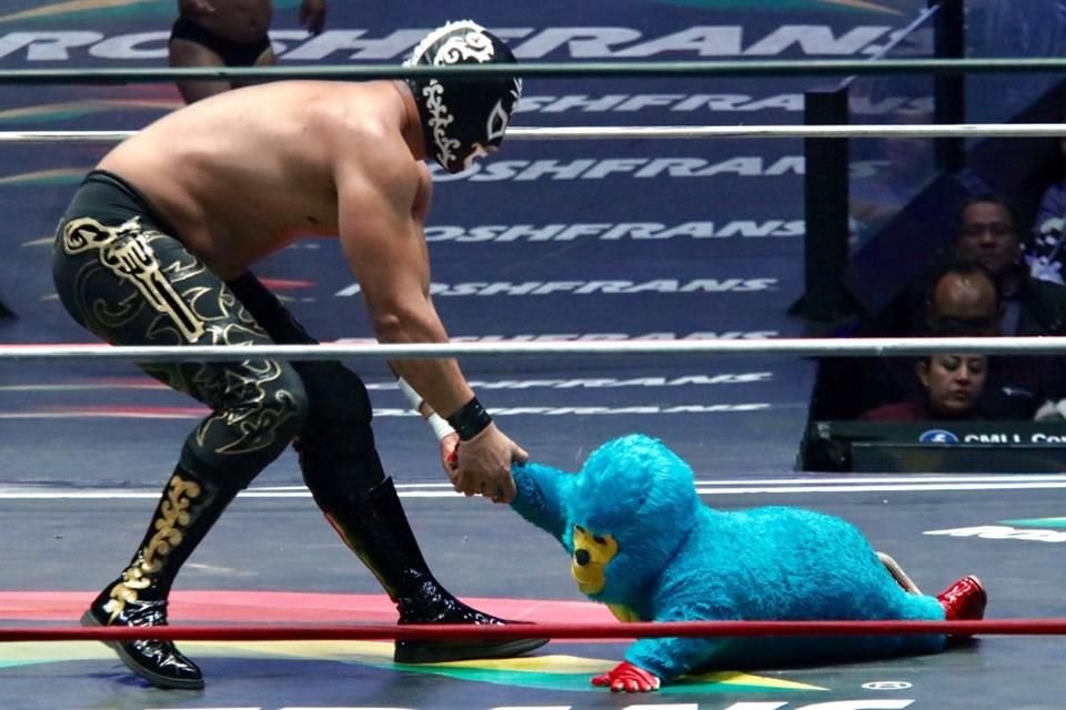 Los golpes en el ring han causado merma en la salud del luchador.
