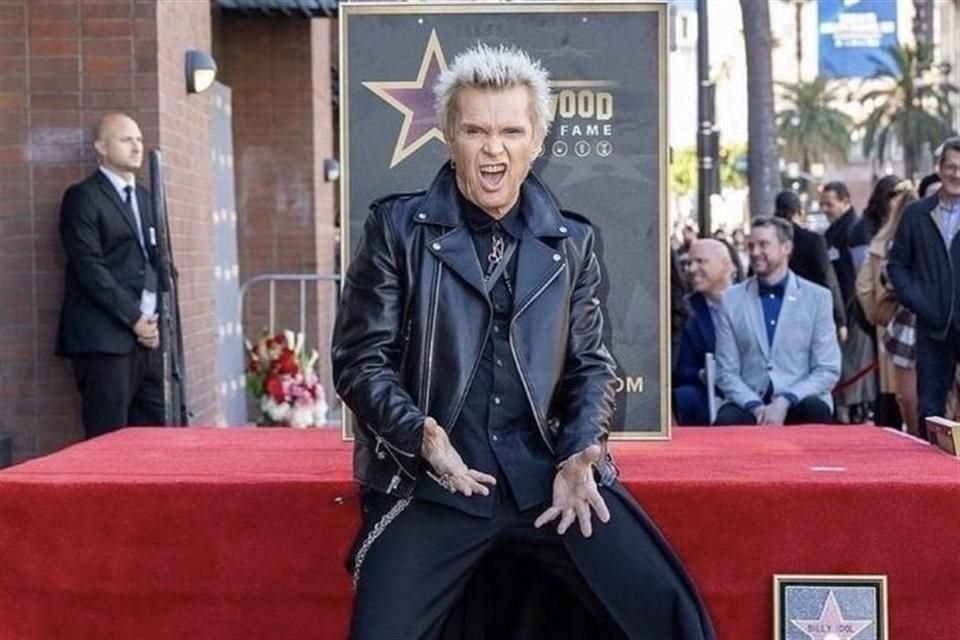 La primera estrella del año del Paseo de la Fama de Hollywood se estrenó para Billy Idol.