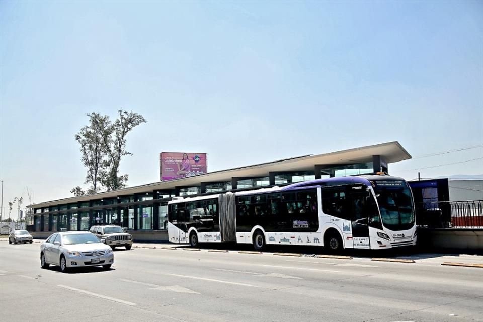 Algunas obras son complementarias del Peribús.