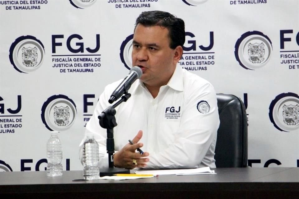 El Fiscal General de Justicia de Estado, Irving Barrios Mojica, informó en conferencia que detuvieron a Alain Eduardo 'V' y a Jesús Alberto 'A', originarios de Cd. Victoria.