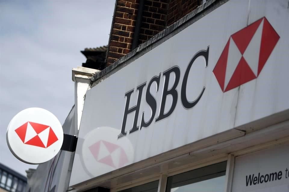 El ajuste de cinturón de HSBC es la última señal de que los prestamistas se están preparando para que los bancos centrales de todo el mundo empiecen a reducir las tasas de interés en los próximos meses.