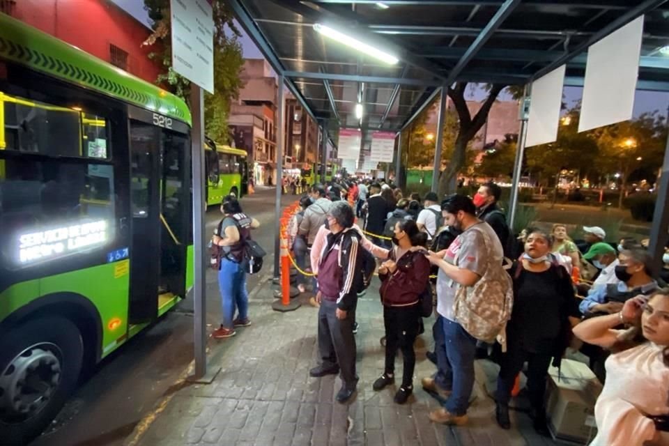 'La carencia en la movilidad sigue estando relacionada con el nulo crecimiento del Metro, el sistema por excelencia en la Capital', señaló experto. 