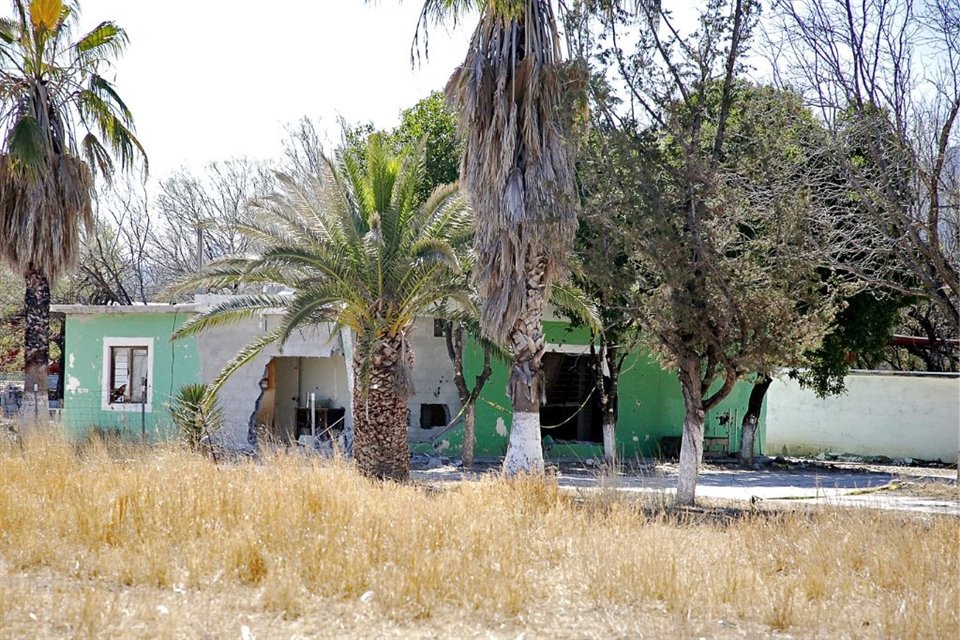 El rancho El Palmar aún presenta los huecos dejados por unidades blindadas y las marcas de las balas del tiroteo entre sicarios y policías del 2 de enero.