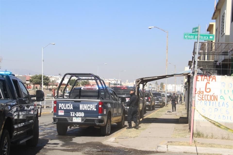 Hombres enfrentaron a balazos a policías de Tlajomulco en Lomas del Mirador etapa 6, sección 2, este sábado.