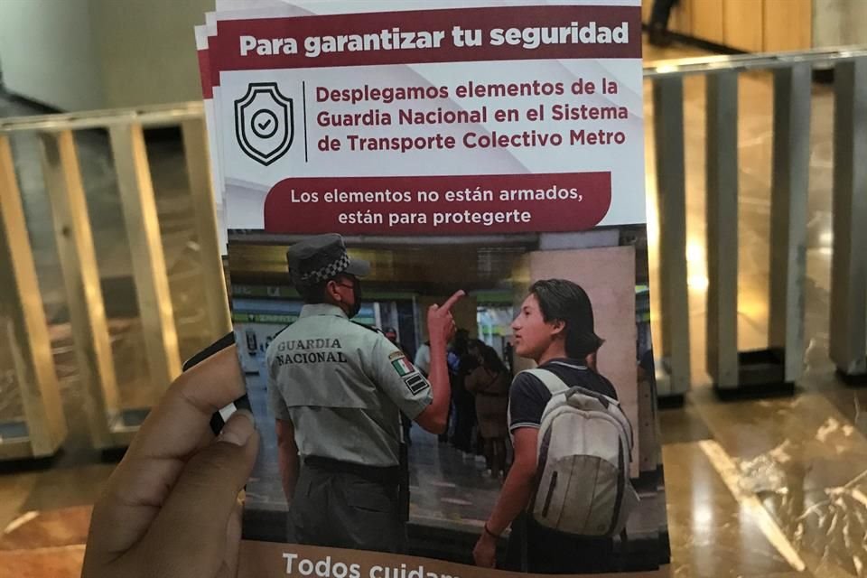 '(El volanteo es) una campaña que tiene como objetivo lavarle la cara a los malos funcionarios que han ocasionado las muertes y los lesionados en el Metro', dijo Diego Garrido.