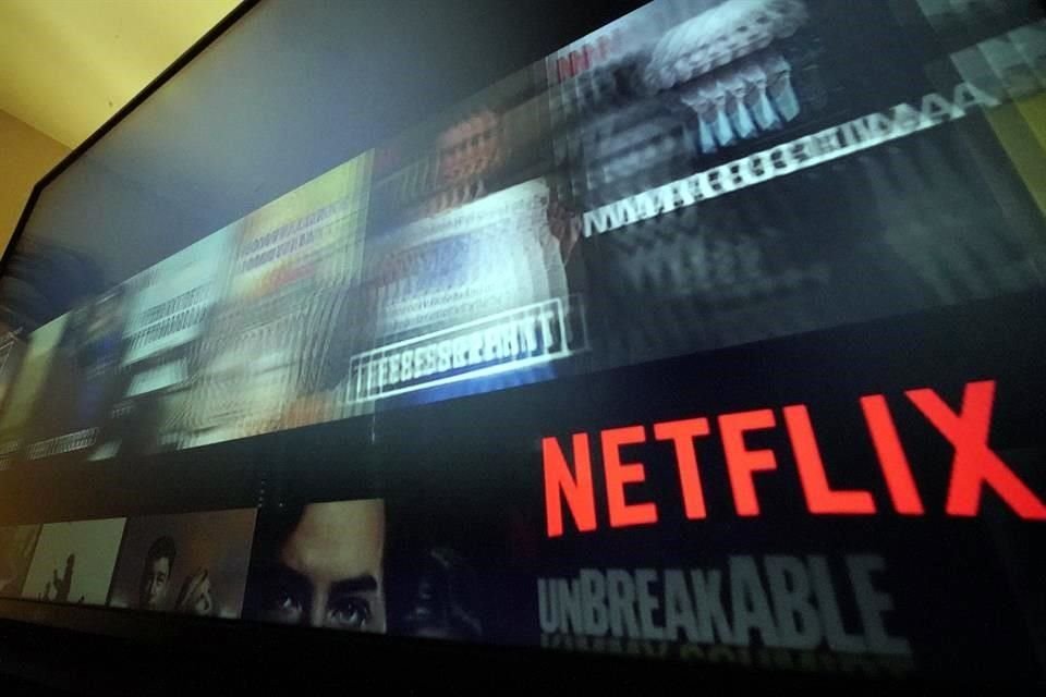 Netflix anunció el año pasado que iba a limitar el uso compartido de contraseñas y ya había probado varios enfoques en algunos mercados.