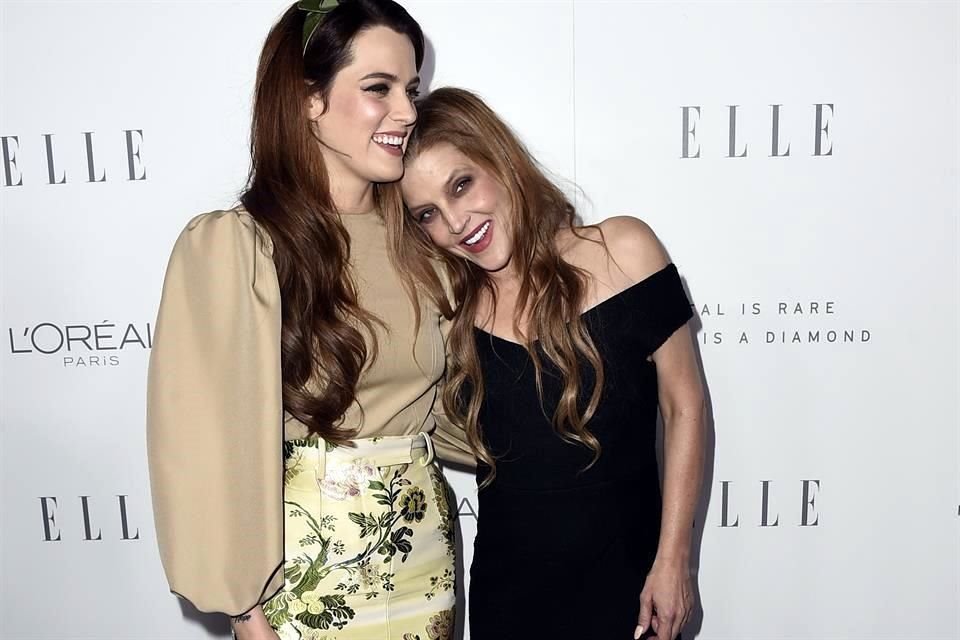 Riley Keough, hija de Lisa Marie Presley, recordó a su madre con un emotivo mensajes en redes sociales.