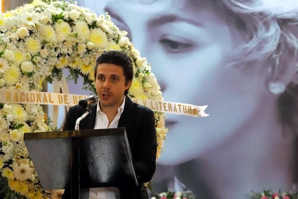 David Gaitán, dramaturgo y director de teatro, dedicó emotivas palabras a su abuela Luisa Josefina Hernández durante el homenaje que le rindió el INBAL el viernes 20 de enero.