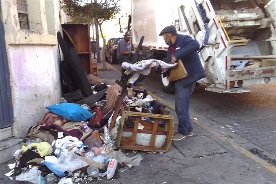 El Ayuntamiento de Guadalajara espera que para el lunes, quede recolectada al 100% toda la basura que había rezagada en el municipio.