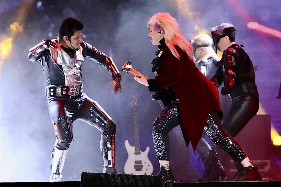 'Human Nature', 'Billie Jean', 'Thriller' y 'Beat It' fueron algunos de los temas que sonaron.