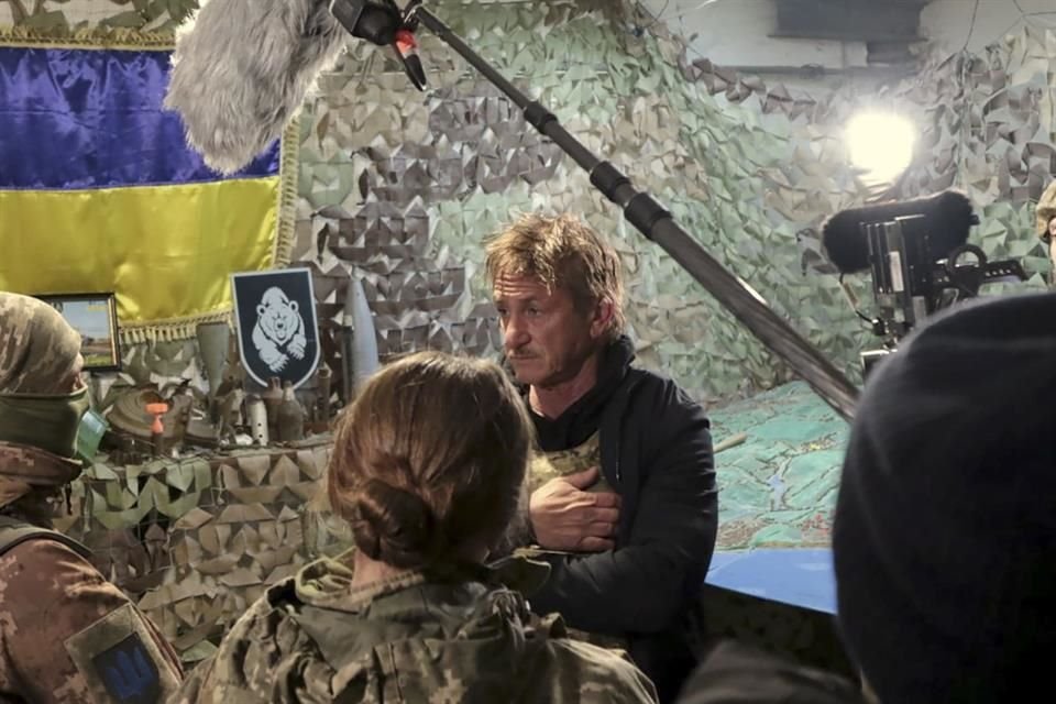 El documental 'Superpower', dirigido por Sean Penn, retrata el inicio de la invasión rusa en Ucrania, y será estrenado en la Berlinale.