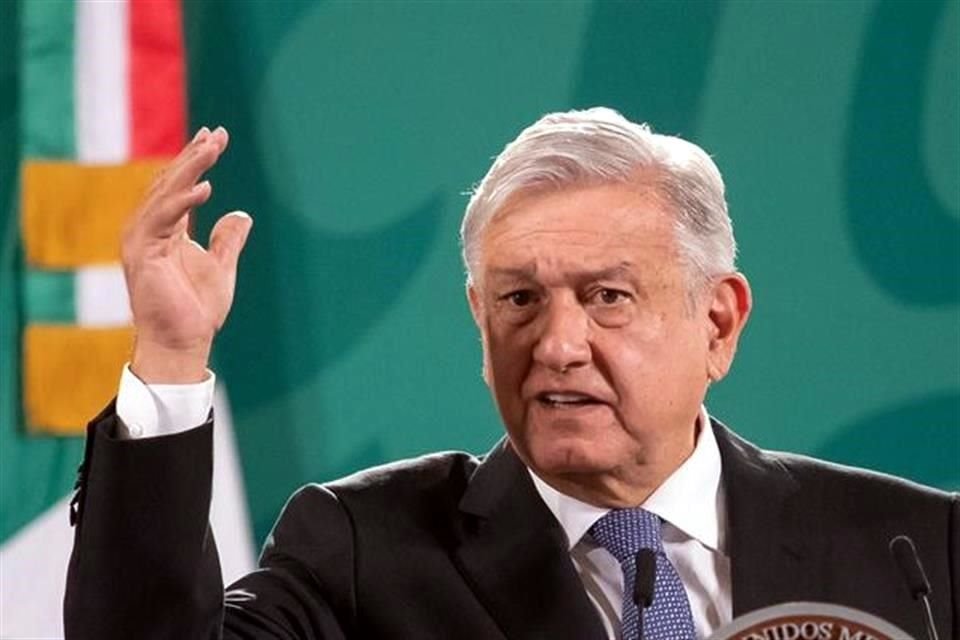 De 36 conferencias matutinas, AMLO violó la Constitución en 29 de ellas, al difundir propaganda gubernamental y buscar influir en elección.