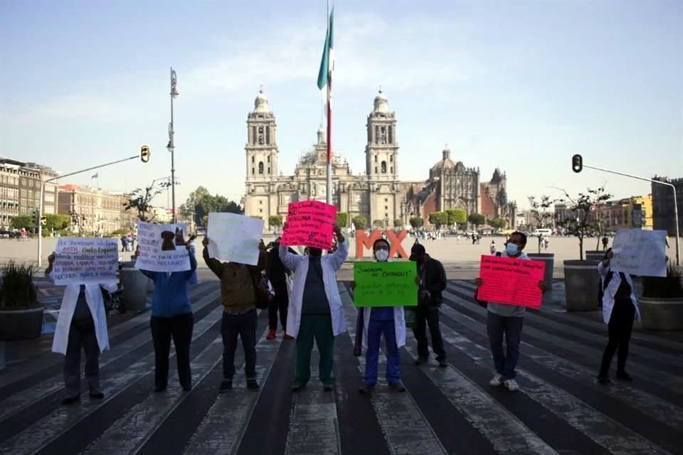 Actualmente, no se realizan cirugías por falta de insumos, incluso, veterinarios deben llevar sus herramientas para atender a los animales.