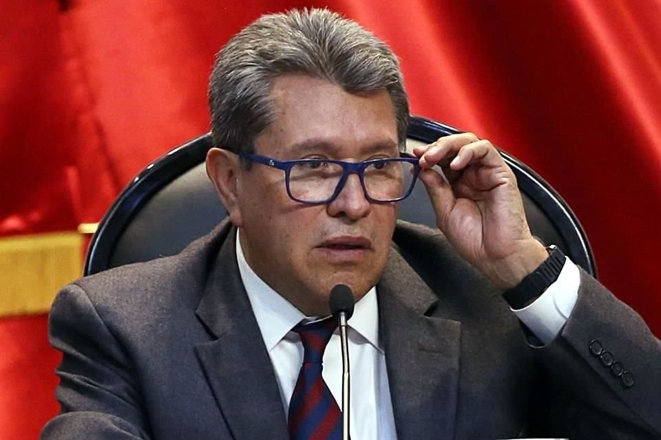 Senador Ricardo Monreal.