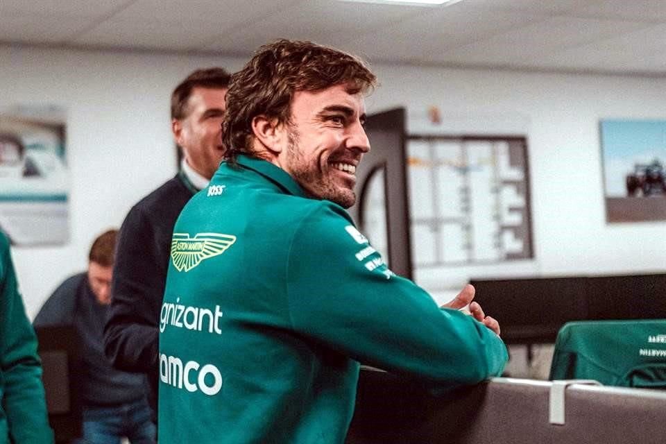 Alonso sueña en grande en 2023.