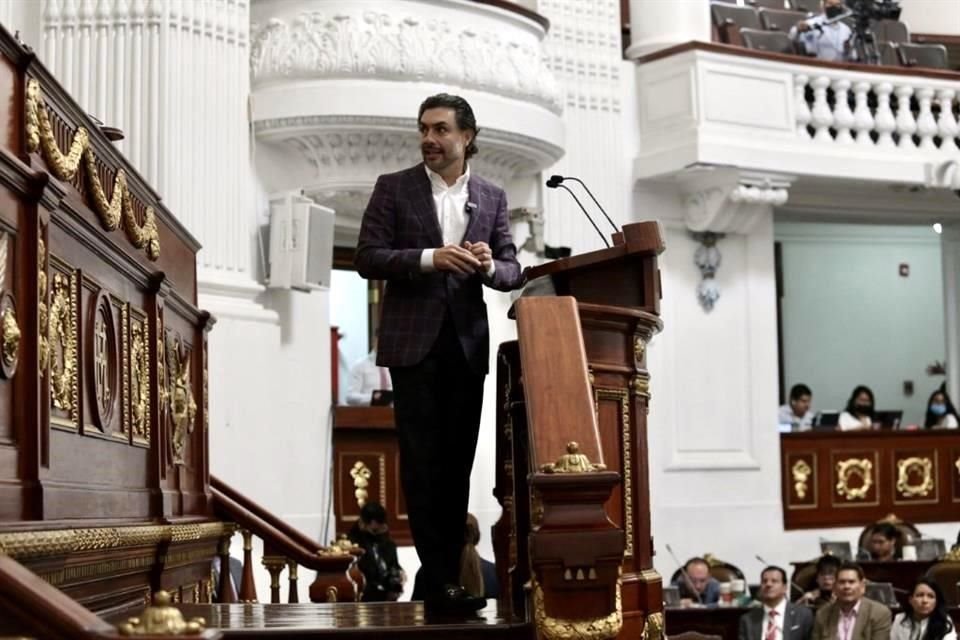 Comparecencia de la Secretaria de Administración y Finanzas, Luz Elena González Escobar en el Congreso de la Ciudad de México.