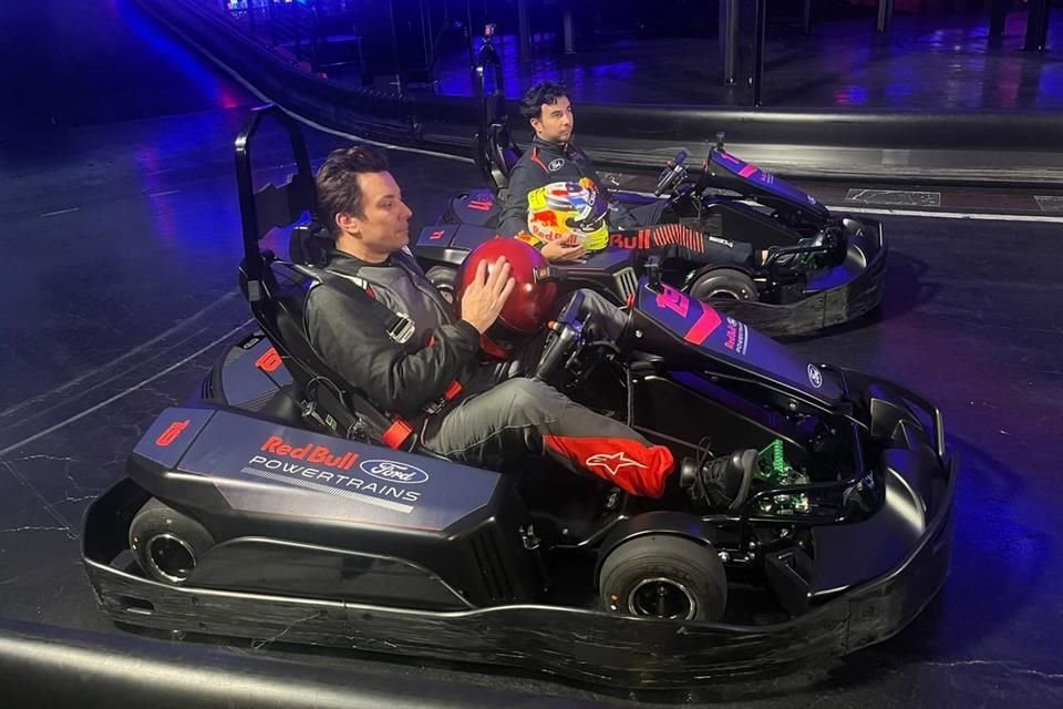 Jimmy Fallon y Checo Pérez fueron rivales en los Go Karts.