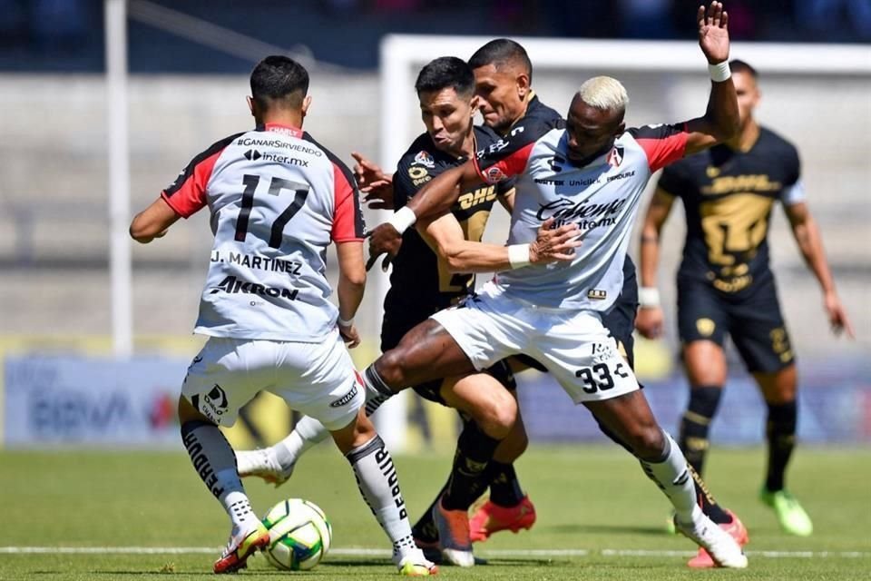 Atlas prolongó su racha de empates, ahora 2-2 ante Pumas, al reponerse dos veces de un marcador en contra.