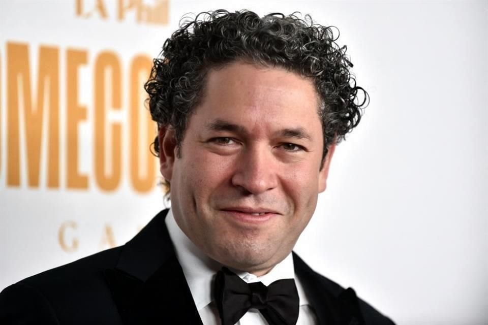 El afamado director de orquesta Gustavo Dudamel estará al frente de la Filarmónica de Nueva York durante cinco años.