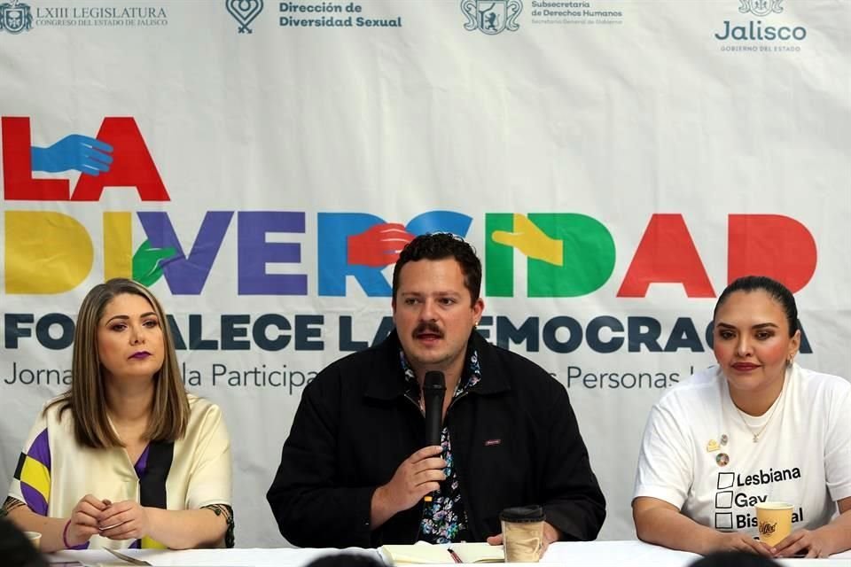 Zoad García, Andrés Treviño y Alejandra Paredes, en la conferencia de prensa.