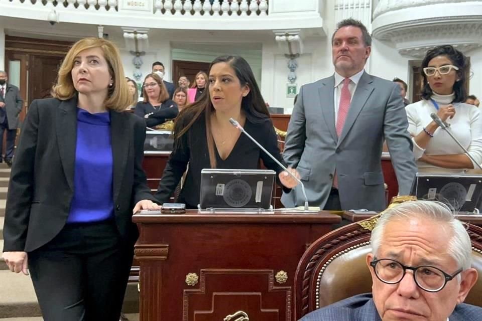 La legisladora de Acción Nacional, Gabriela Salido, consideró que el movimiento de la bancada morenista tiene el objetivo de arrebatar el curul a su partido.