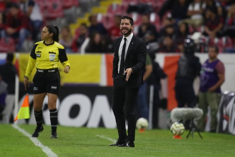 El técnico Benjamín Mora destacó el accionar del Atlas previo a recibir dos goles del Monterrey en tres minutos.