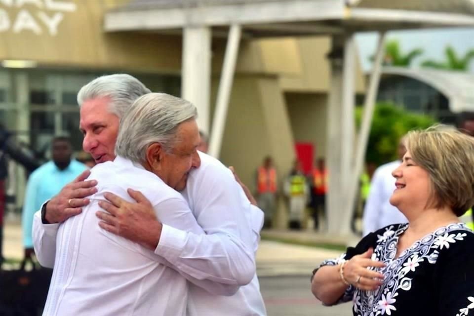 El Presidente mexicano recibió a su homólogo de Cuba en Campeche.