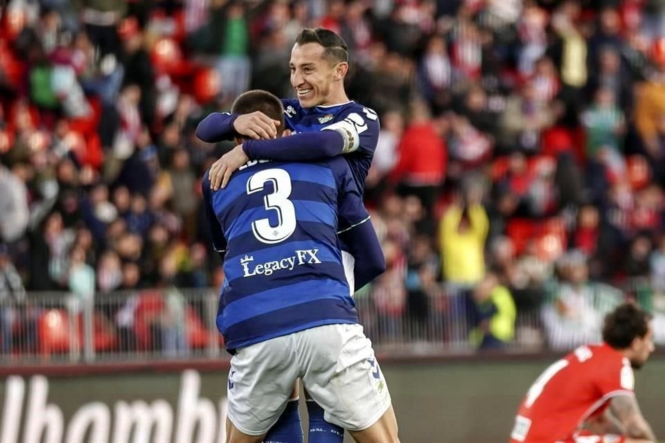 Guardado sumó gol para el Betis.