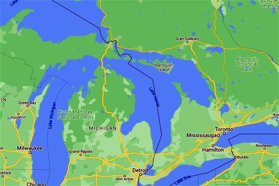 Legisladores de EU informaron el derribo de un objeto volador sobre el lago Hurón.