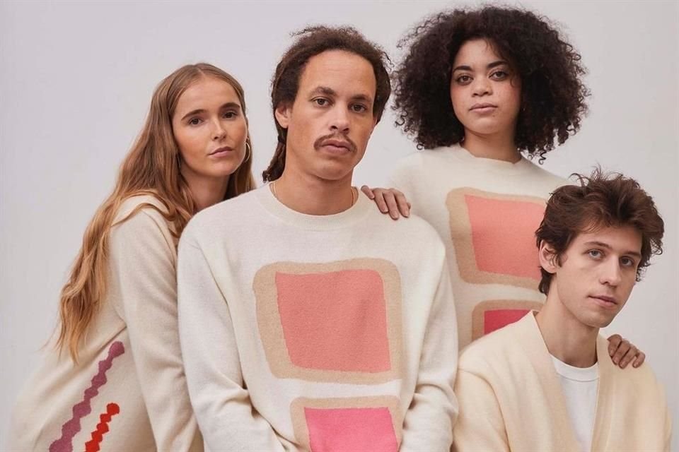 Andrea Leret diseña una colección de 12 suéteres de cashmere, un material que te puede durar 'toda la vida'.