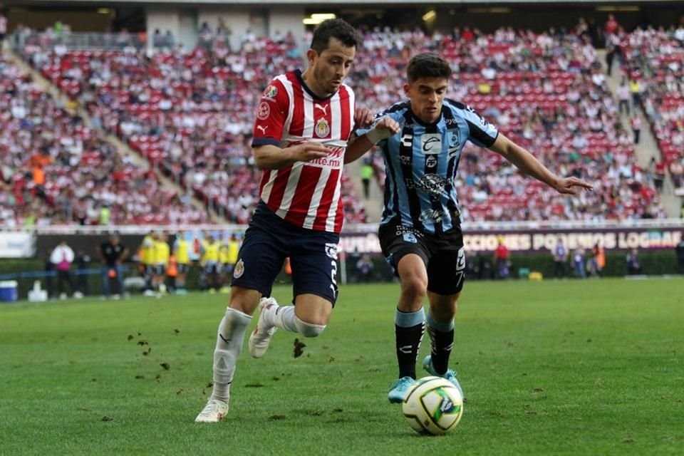 Chivas solo ha acumulado 4 amonestaciones y 1 tarjeta roja en todo lo que va del Clausura 2023.