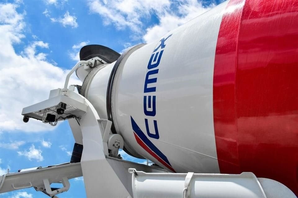 Cemex reportó resultados trimestrales que estuvieron por abajo de las expectativas de los analistas.