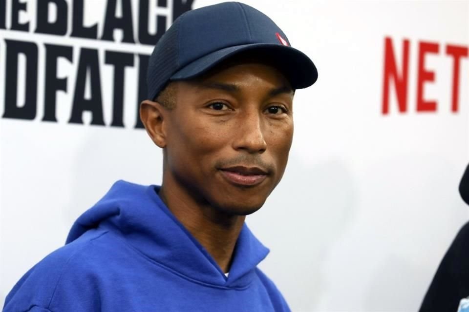 El cantante y modelo Pharrell Williams se desempeñará como director creativo de Louis Vuitton.
