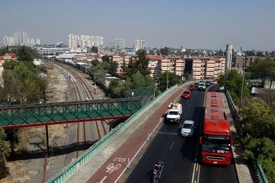 Esta tarde, la estación de medición FES Cuautitlán, en el Municipio de Naucalpan, registró 148 partes por millón, 2 puntos debajo de los 150 que detonan la contingencia ambiental.