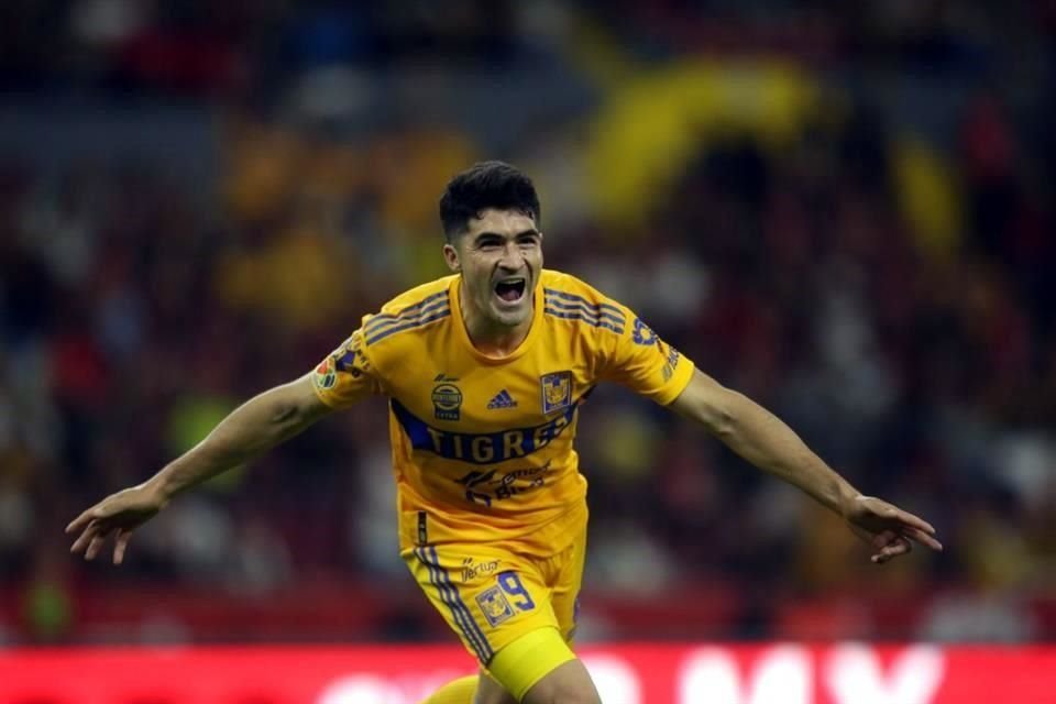 Nicolás Ibáñez anotó el 1-0 del partido al minuto 46 con un gran remate de cabeza.