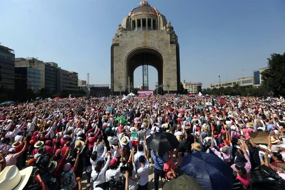 Claudia Sheinbaum criticó la próxima manifestación en defensa de la democracia y el INE, aunque afirmó que habrá resguardo.