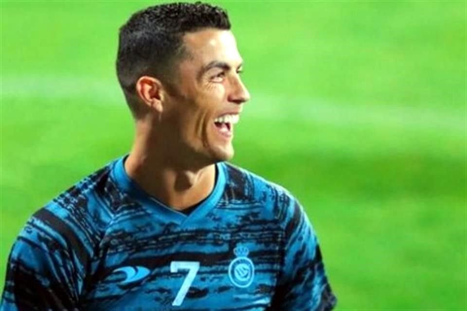 Cristiano Ronaldo ahora defiende los colores del equipo árabe Al Nassr FC.