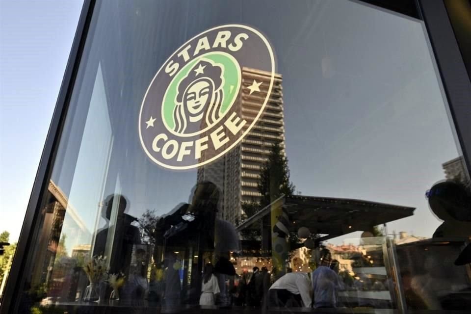 El CEO de Starbucks, Howard Schultz, describió a Oleato como 'la próxima revolución en el café'.