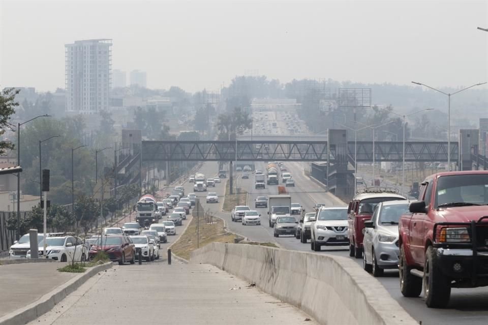 La emergencia atmosférica sigue activa en 33 colonias del Área Metropolitana de Guadalajara, debido al inciendio en La Primavera.